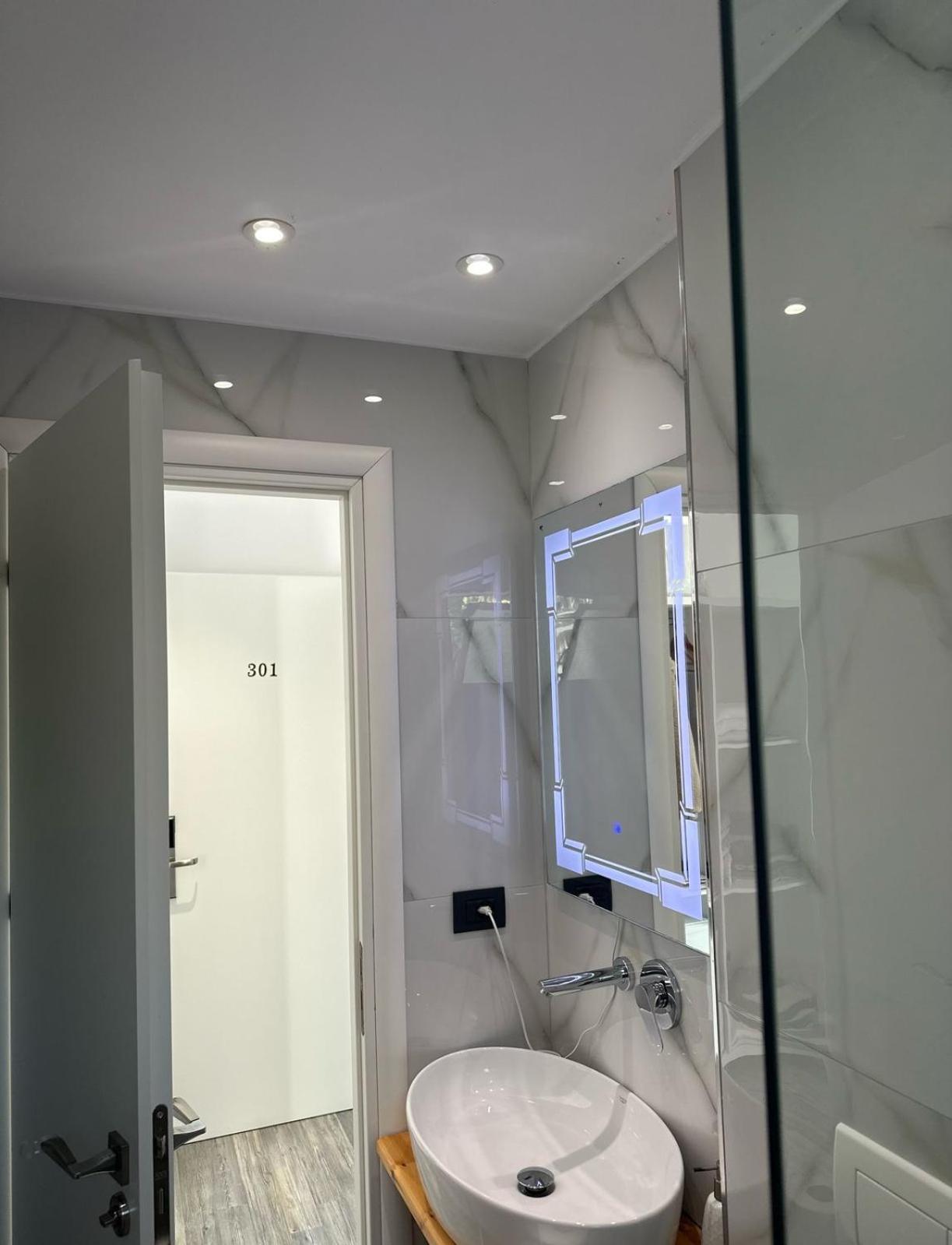 Luxury Villa Alisja Sarande With Private Beach Zewnętrze zdjęcie