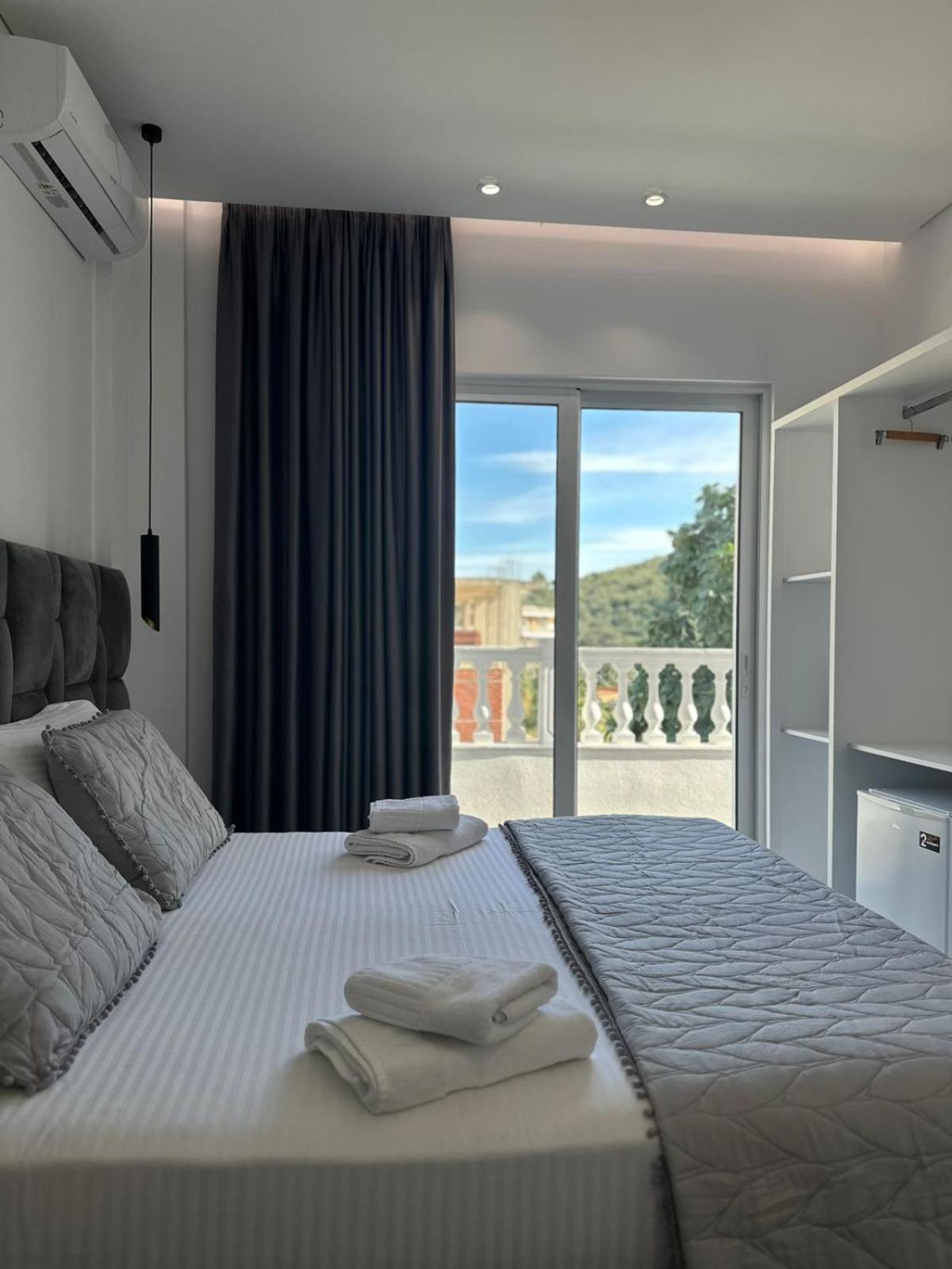 Luxury Villa Alisja Sarande With Private Beach Zewnętrze zdjęcie